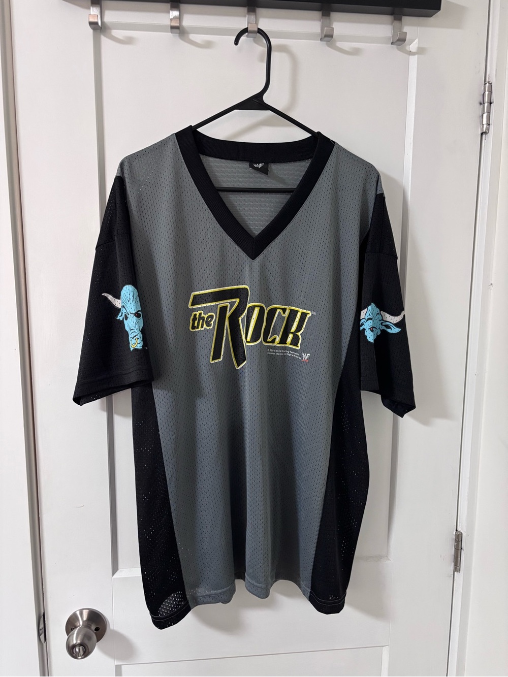 The Rock WWF Graphic Mesh Jersey — Black & Gray